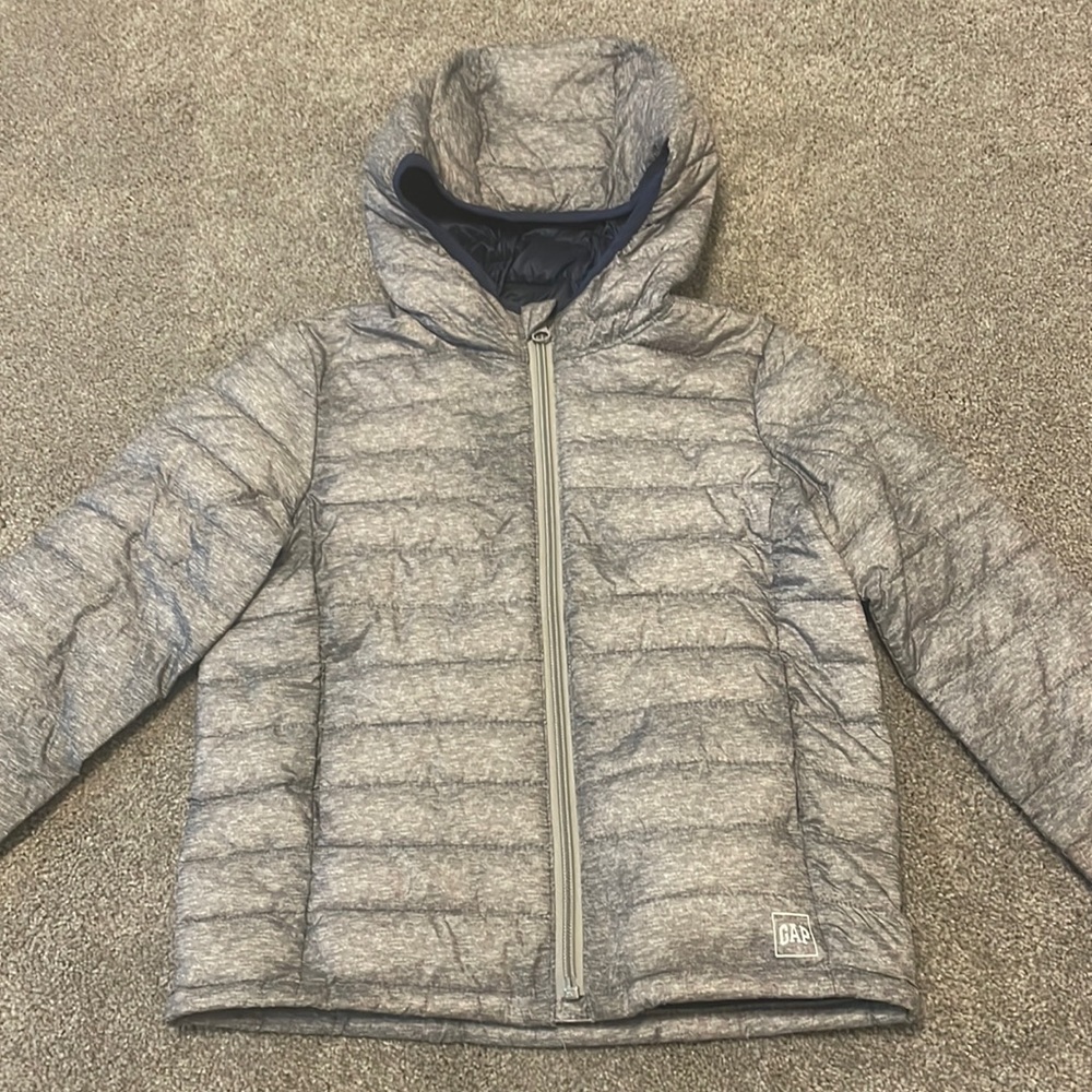 Gap Kids lightweight hooded puffer jacket size XS
